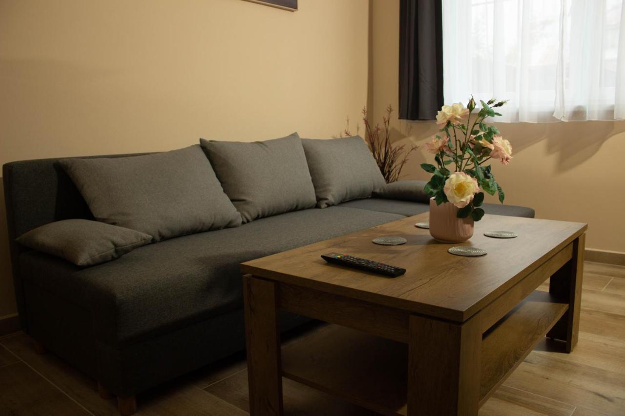 Apartmany Pilot Velka Hledsebe Екстериор снимка